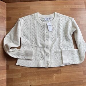 Gap cotton cardigan sweater, size 10, NWT. Offwhite